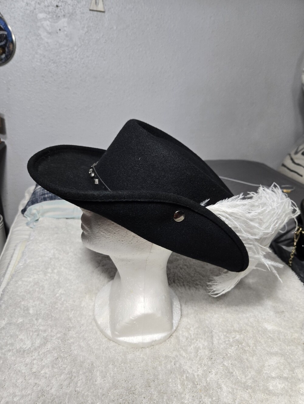 Conner Handmade Pirate Hat With Feather Sz Medium Black